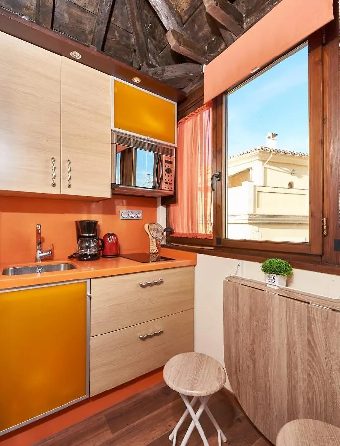 Lindo Estudio Con Terraza San Matias Granada Spain